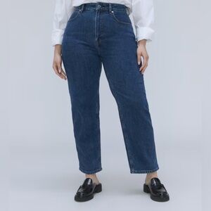 Everlane Curvy Way High Jean in size 26, Medium Blue